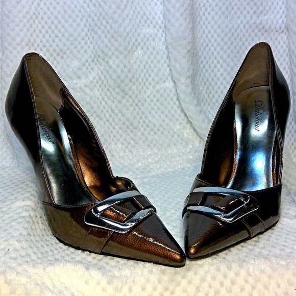 Brown Patent Delicious Heels - Picture 2 of 8